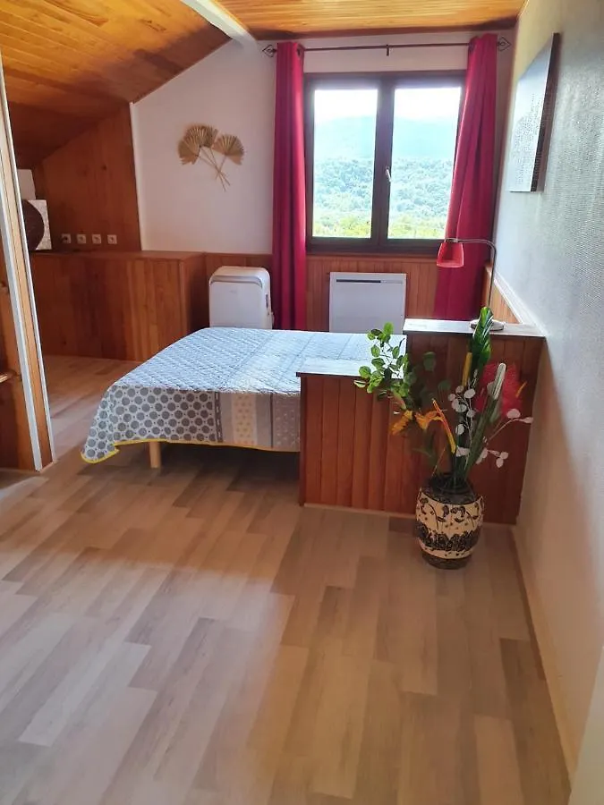 Chez Gilles Et Eveline Apartment Cruet 0*,