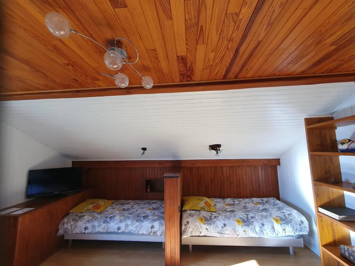 Chez Gilles Et Eveline Apartment Cruet France